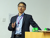 Prof. James C. Liao, President of Academia Sinica, gives a presentation in the symposium organized by the School of Life Sciences of CUHK